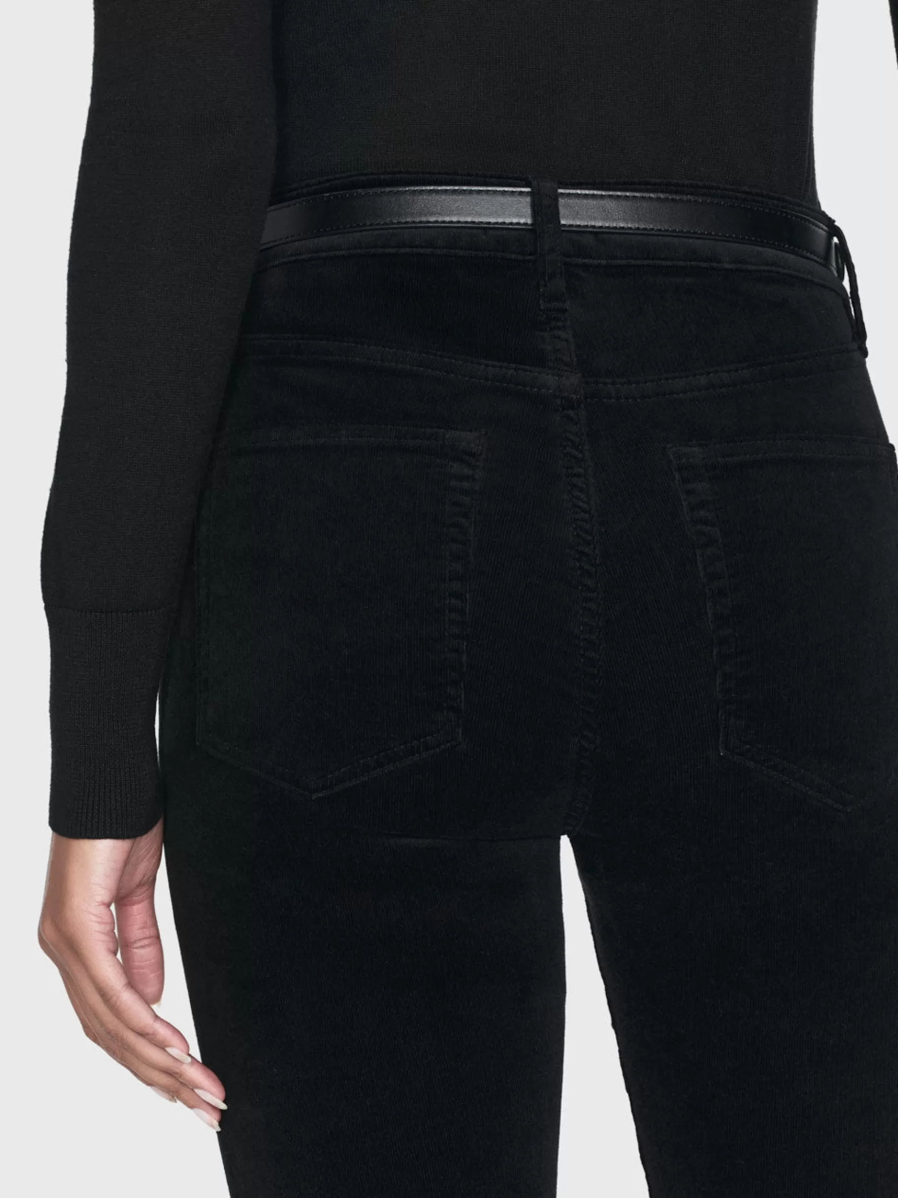 Pants*FRAME Le Crop Mini Boot Corduroy in Black