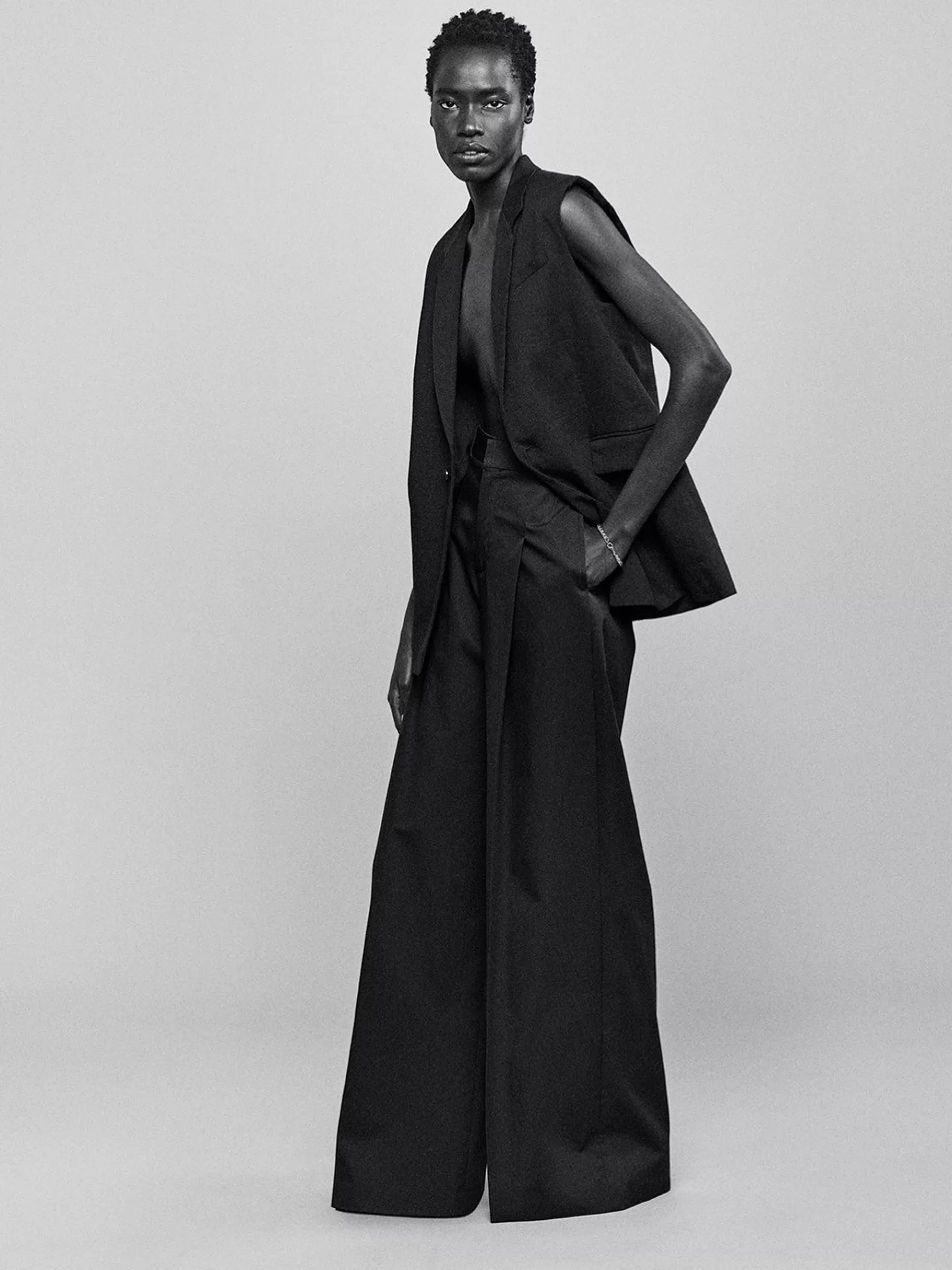 Jackets & Coats*FRAME Oversized Vest in Black